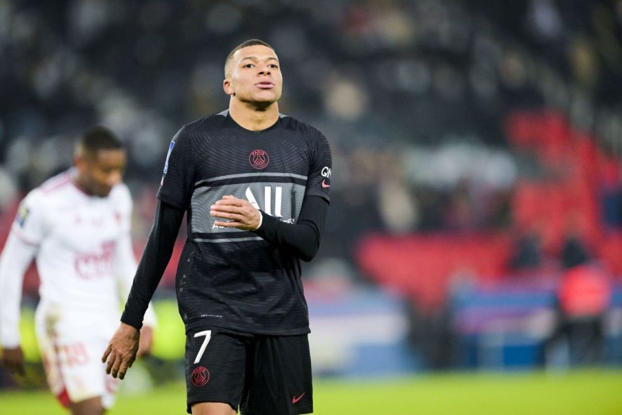 Șeicii milionari de la PSG, dispuși la orice pentru a-l ține pe Kylian Mbappe la Paris! Ce vor conducătorii să facă _5