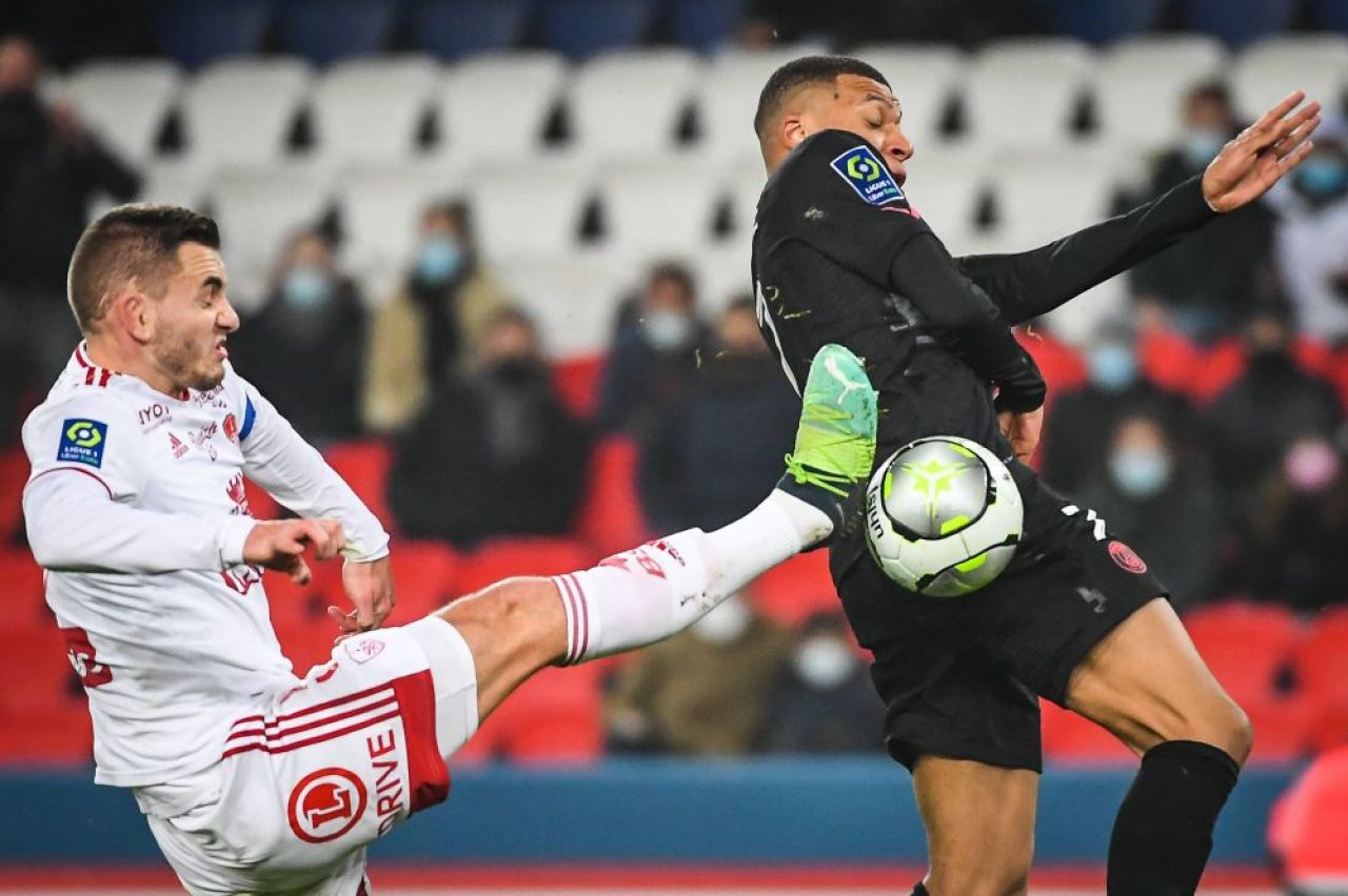 Șeicii milionari de la PSG, dispuși la orice pentru a-l ține pe Kylian Mbappe la Paris! Ce vor conducătorii să facă _8