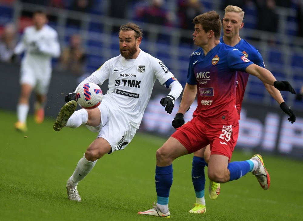 Eric Bicfalvi, direct la matineu! Echipa sa a retrogradat în liga secundă_6