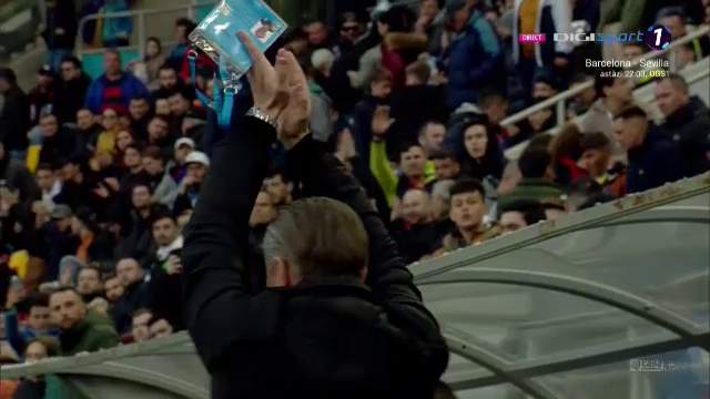 Aplaudat la scenă deschisă! Laurențiu Reghecampf, primit ca un rege pe Arena Națională de fanii lui FCSB