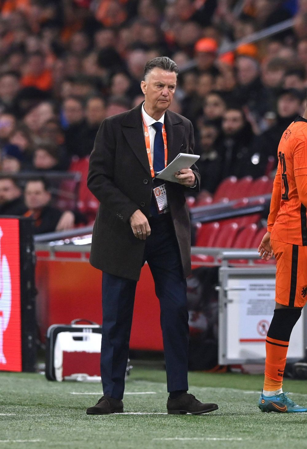 BREAKING NEWS! Anunț șoc în lumea fotbalului: Louis van Gaal a dezvăluit în direct că a fost diagnosticat cu o formă de cancer agresivă _19