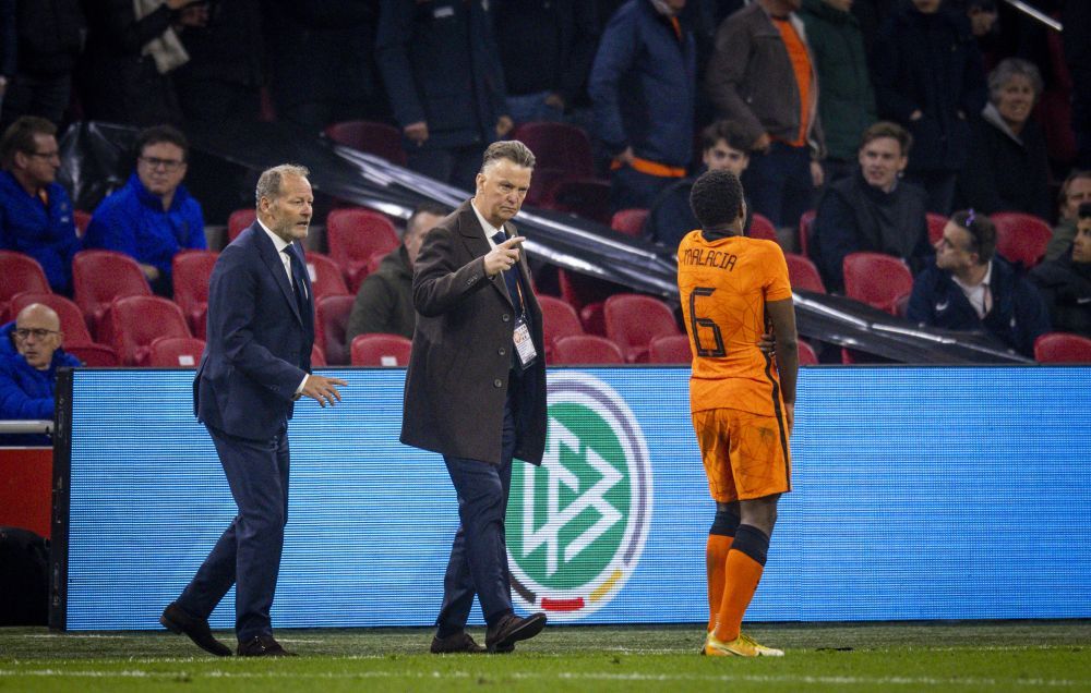 BREAKING NEWS! Anunț șoc în lumea fotbalului: Louis van Gaal a dezvăluit în direct că a fost diagnosticat cu o formă de cancer agresivă _22