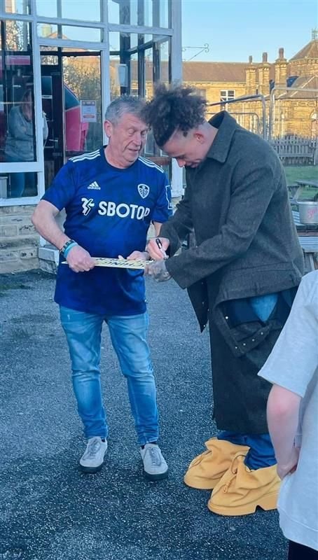 Încălțările starului din Premier League care l-au îngrozit și pe Grealish: „Îți dau unfollow dacă mai porți așa ceva!” _2