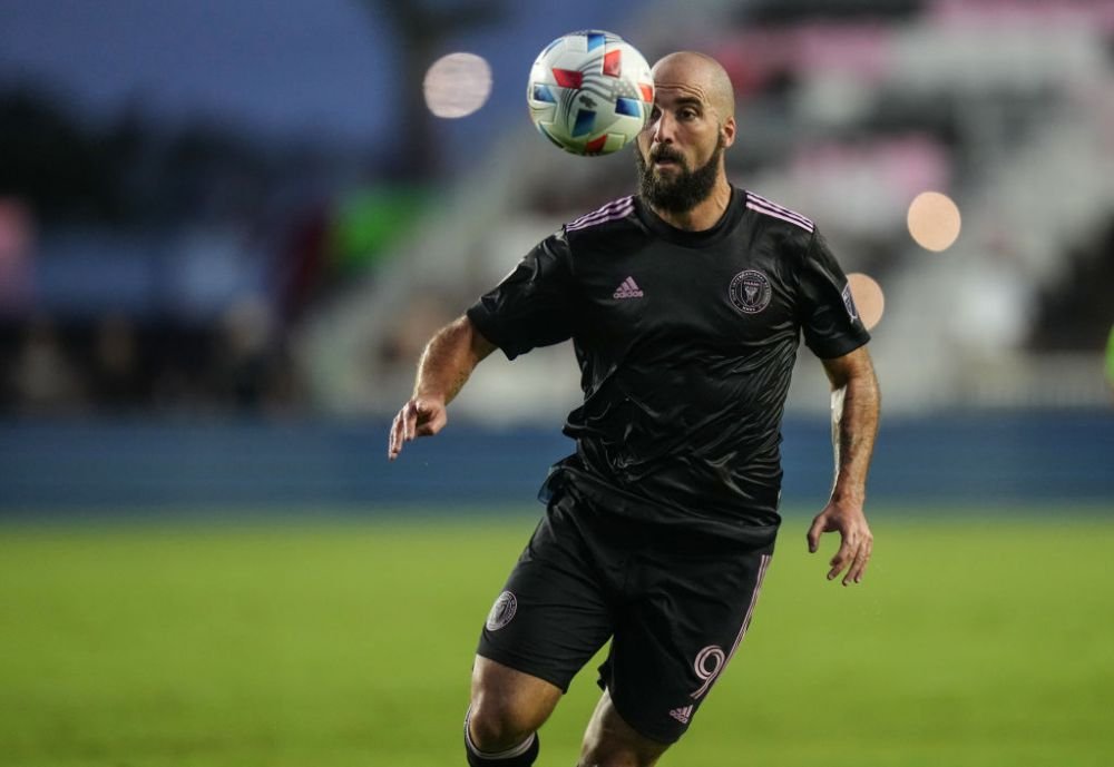 Gonzalo Higuain vrea să se retragă din fotbal, la 34 de ani! Tatăl său a făcut anunțul_7