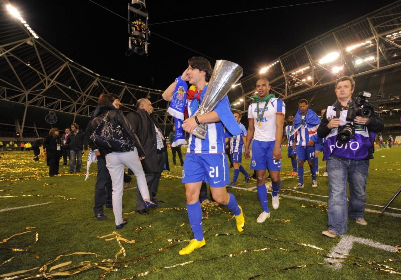 Cristi Săpunaru a împlinit 38 de ani și a anunțat cât mai are de gând să joace. Mesajul lui Adrian Mutu_8