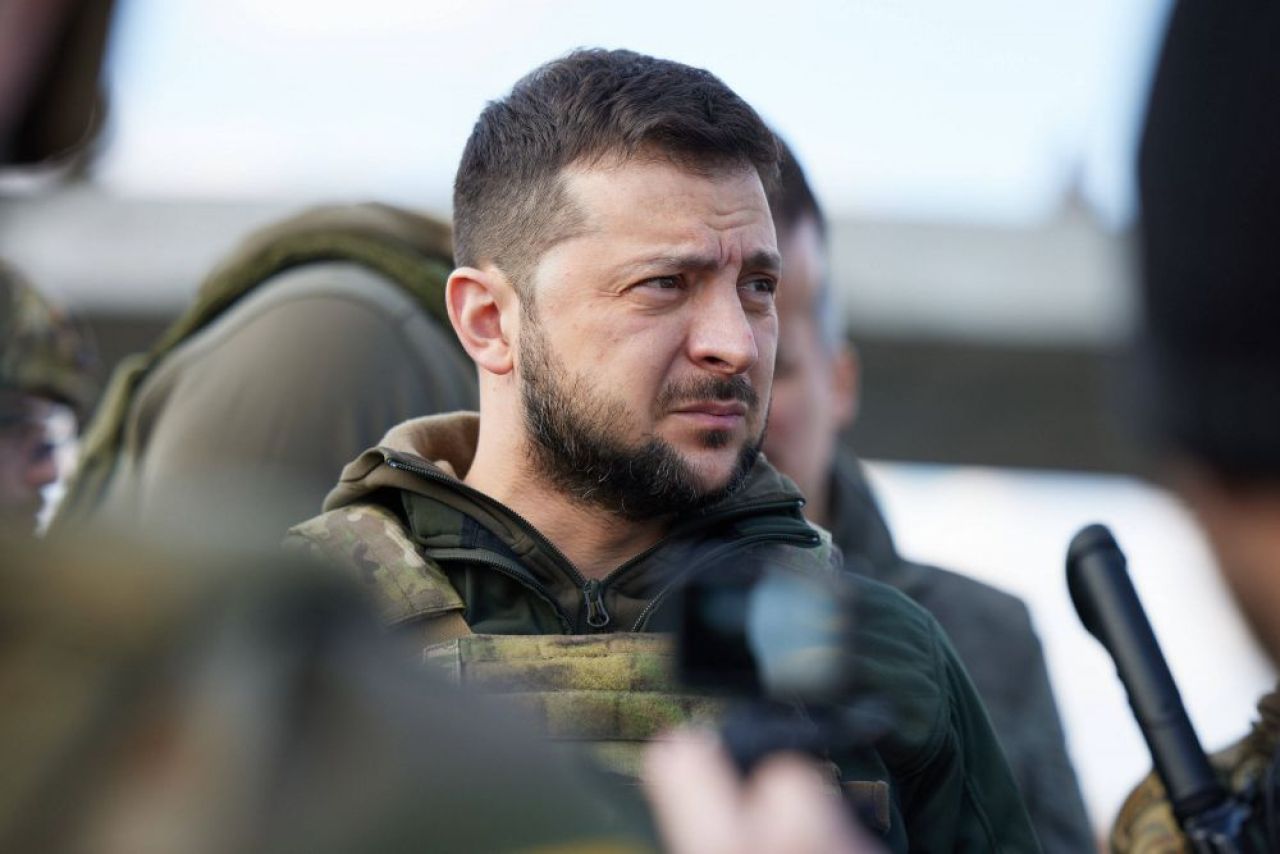 Războiul, pe chipul lui Zelenski! Transformarea șocantă a președintelui Ucrainei în doar 41 de zile! Diferențele sunt de necrezut _8
