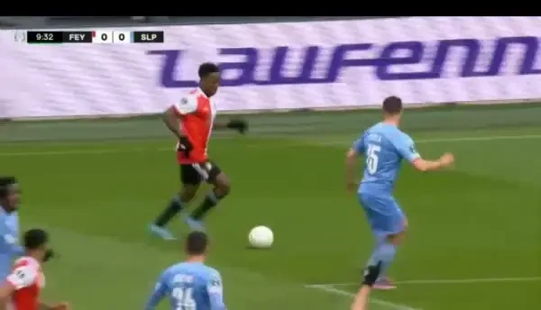 Feyenoord - Slavia Praga. GOL Luis Sinisterra, minutul 10