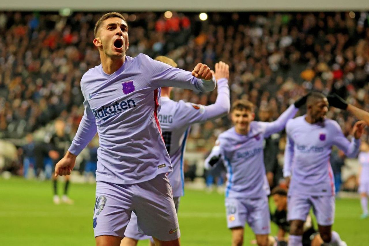 Eintracht Frankfurt - FC Barcelona 1-1 | Xavi Hernandez, critic după remiza de la Frankfurt: „Nu am excelat la capitolul acesta!” _3