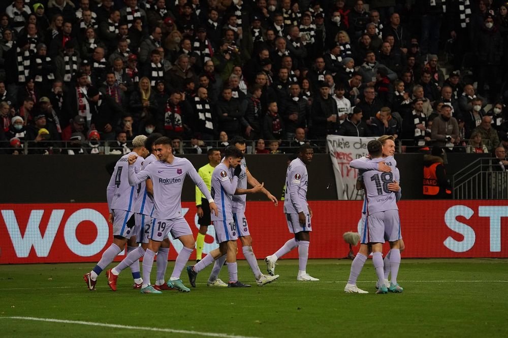 Eintracht Frankfurt  - FC Barcelona 1-1 | Xavi Hernandez, critic după remiza de la Frankfurt: „Nu am excelat la capitolul acesta!” _8
