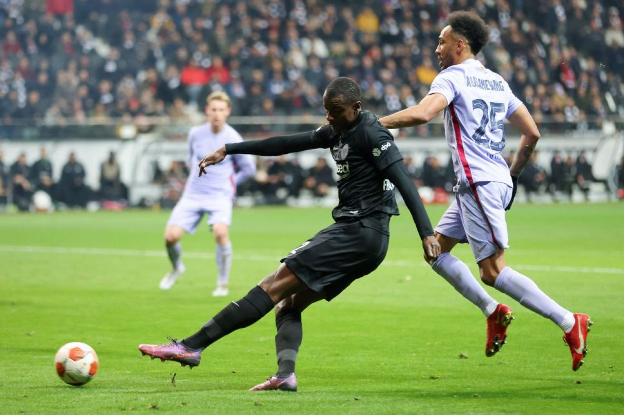 Eintracht Frankfurt - FC Barcelona 1-1 | Xavi Hernandez, critic după remiza de la Frankfurt: „Nu am excelat la capitolul acesta!” _10
