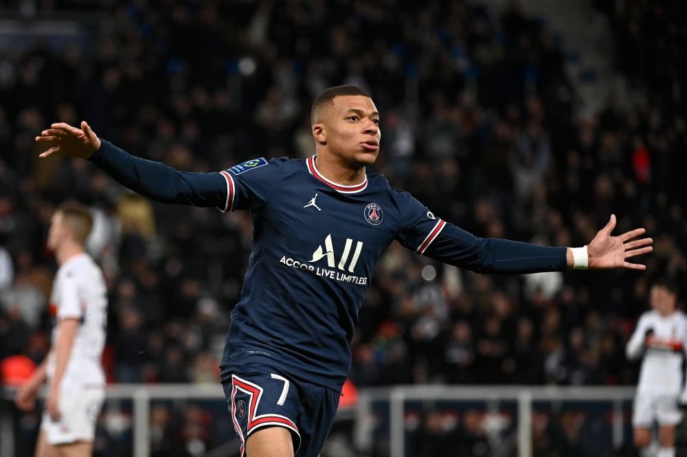 De pe altă planetă! Oferta ireală a șeicilor de la PSG pentru Kylian Mbappe! Salariul uriaș pe care i-l oferă atacantului francez _8