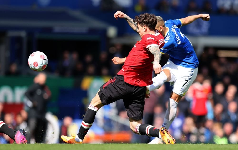 Manchester United a pierdut cu Everton și 'cade' de pe locurile de cupe europene! O singură victorie în șapte meciuri pentru „diavoli”! Ronaldo, cu piciorul însângerat la final _7