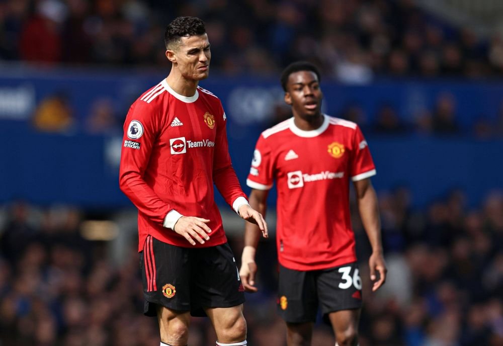 Manchester United a pierdut cu Everton și 'cade' de pe locurile de cupe europene! O singură victorie în șapte meciuri pentru „diavoli”! Ronaldo, cu piciorul însângerat la final _12