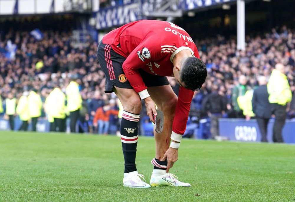 Manchester United a pierdut cu Everton și 'cade' de pe locurile de cupe europene! O singură victorie în șapte meciuri pentru „diavoli”! Ronaldo, cu piciorul însângerat la final _13