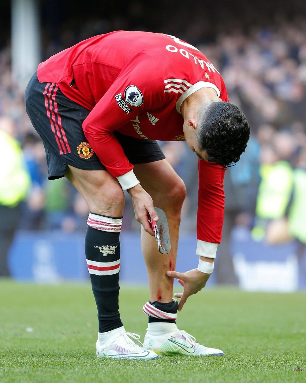Manchester United reacționează după ce Cristiano Ronaldo a fost acuzat că i-a spart telefonul unui fan. Anunțul clubului_13