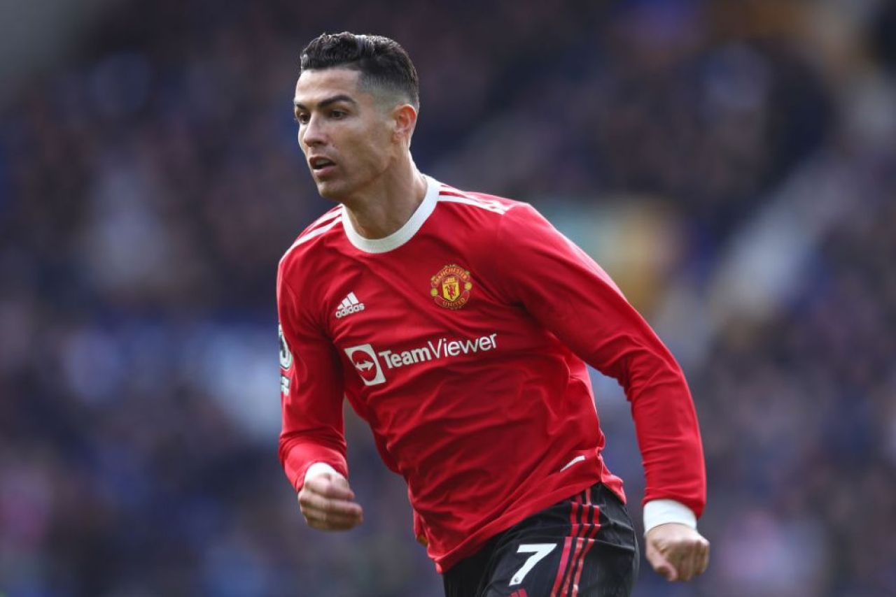 Poliția a deschis o anchetă după gestul lui Cristiano Ronaldo, care i-a spart telefonul și i-a învinețit mâna unui copil_3