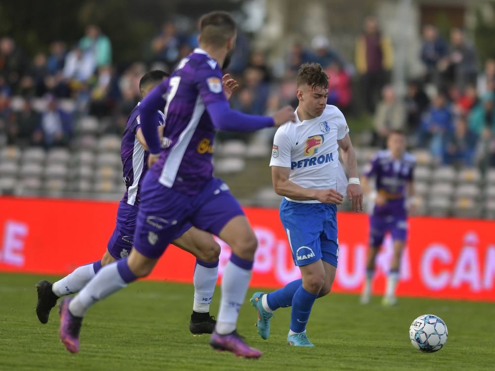 Piteștenii răspund acuzațiilor de blat! &bdquo;O aberație!&rdquo; Cum explică oficialii lui FC Argeș evoluțiile mai slabe cu CFR
