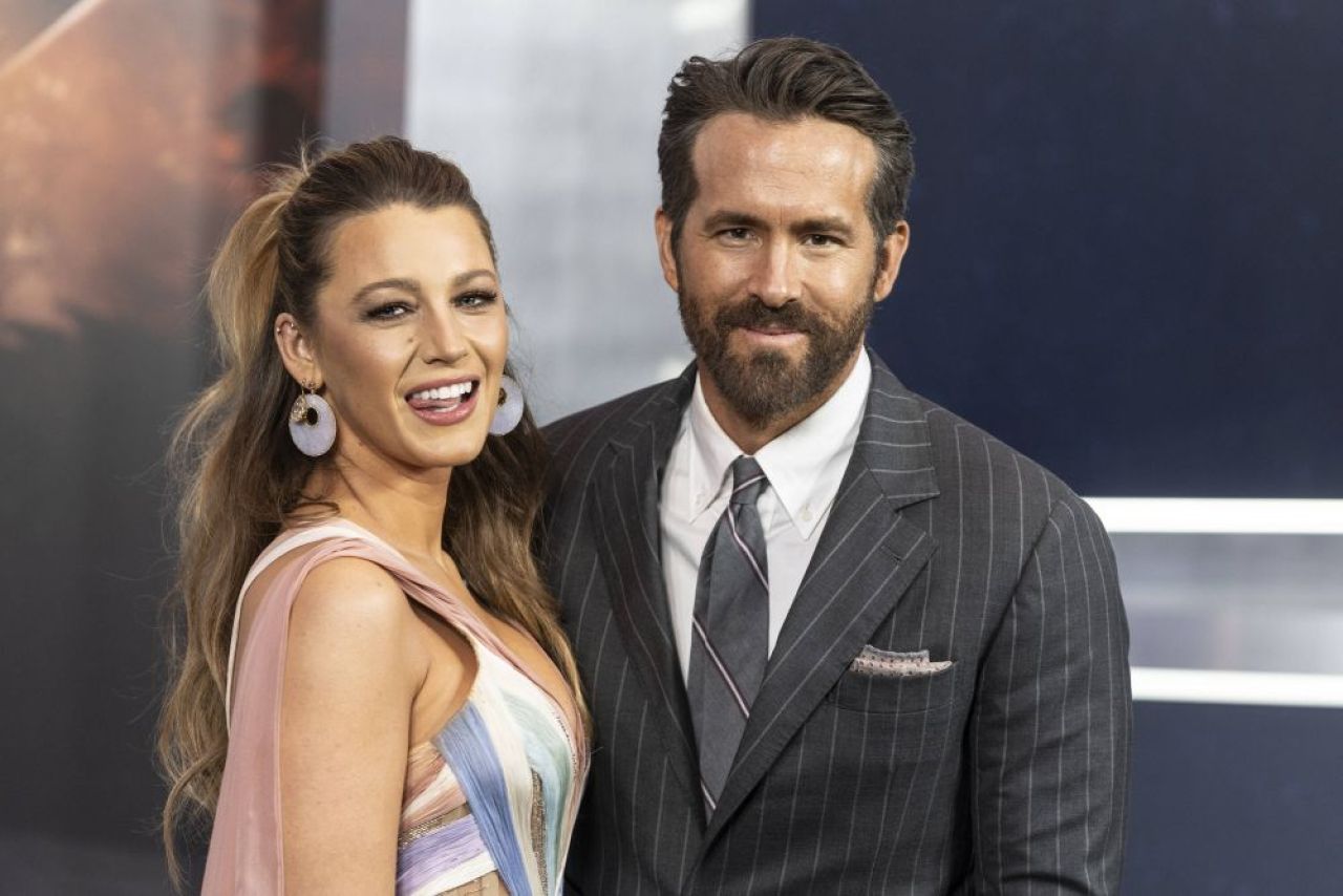 Răspuns genial al lui Ryan Reynolds când un fan l-a implorat să „cumpere Manchester United!” Ce replică i-a dat _6