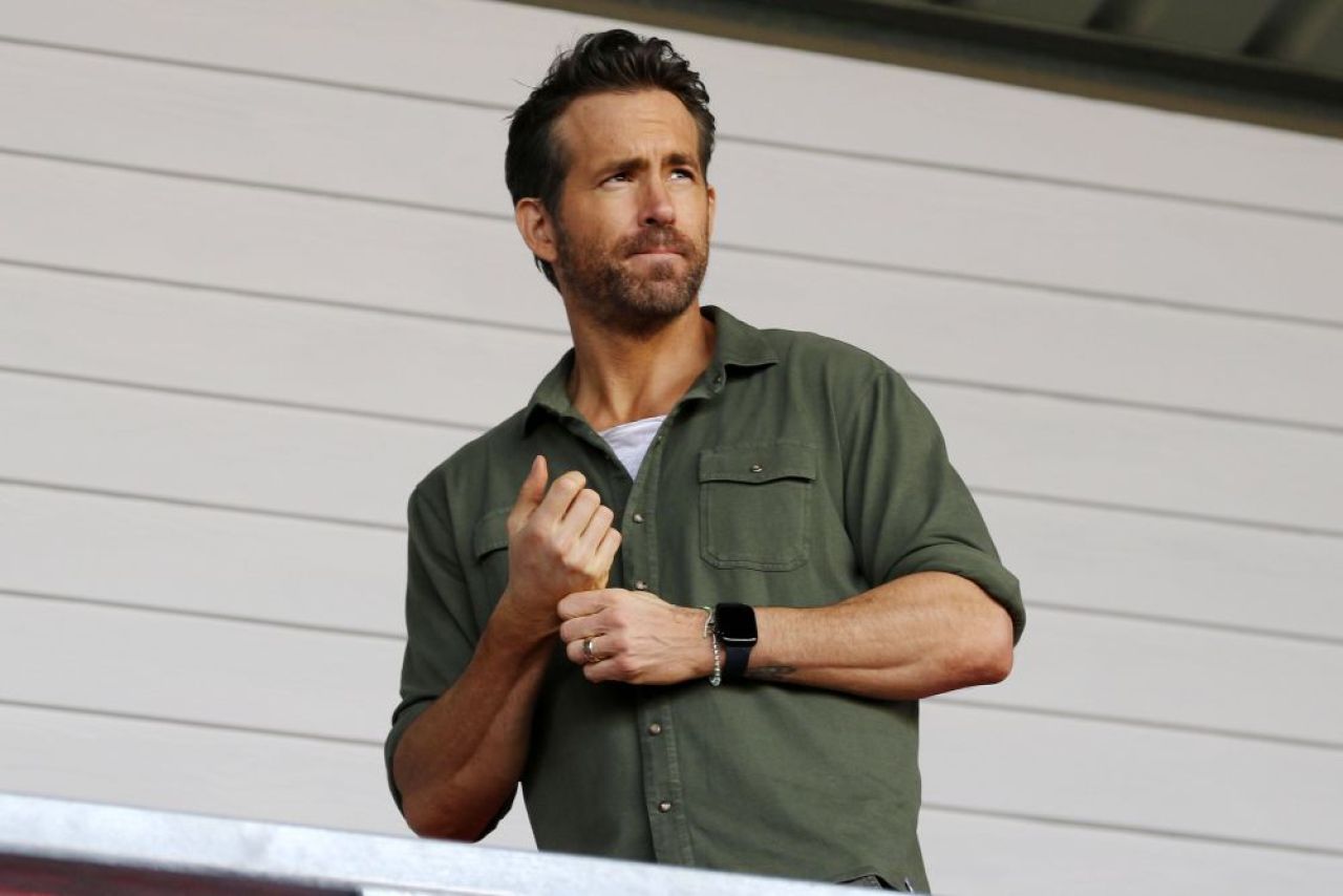 Răspuns genial al lui Ryan Reynolds când un fan l-a implorat să „cumpere Manchester United!” Ce replică i-a dat _14