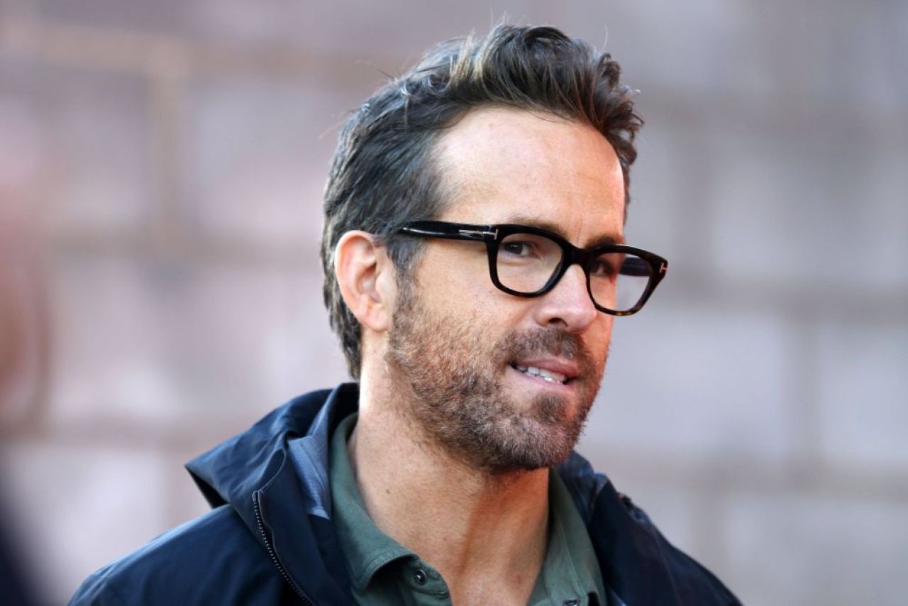 Răspuns genial al lui Ryan Reynolds când un fan l-a implorat să „cumpere Manchester United!” Ce replică i-a dat _17