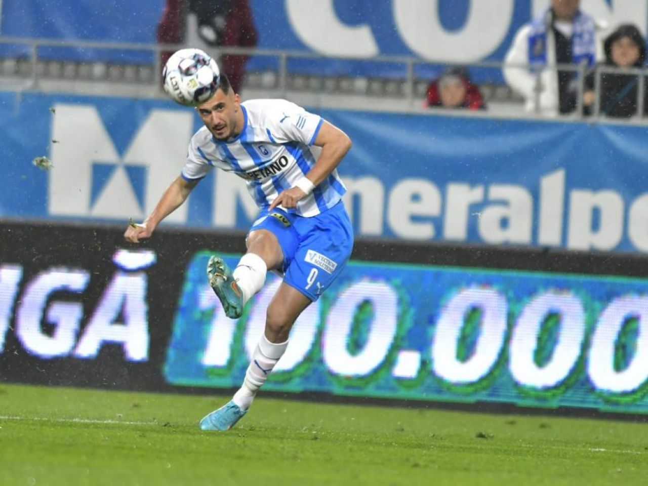 Universitatea Craiova - CFR Cluj 3-2 | Laurențiu Reghecampf, încântat după victoria din prelungiri cu CFR Cluj: „E mai frumos așa campionatul!” _4