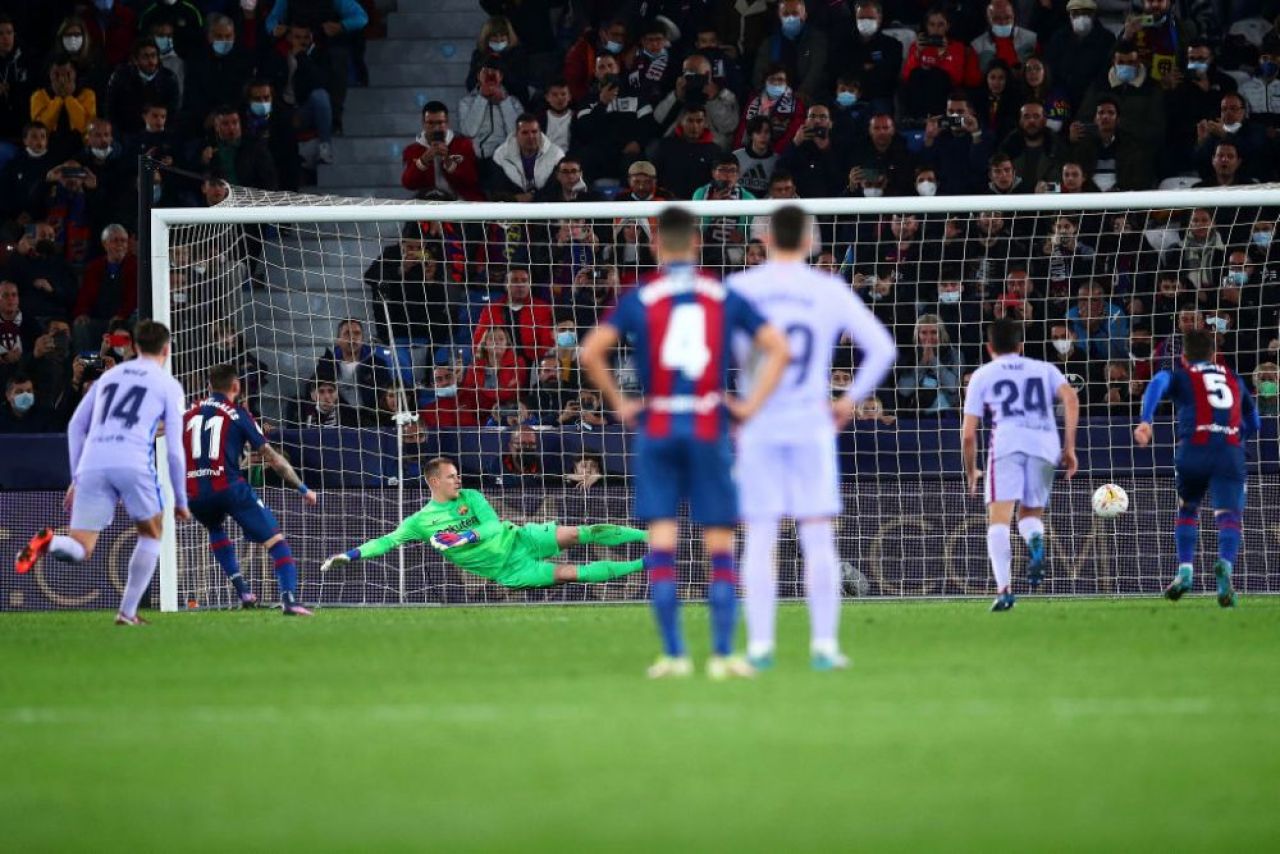 Levante - Barcelona 2-3 | Luuk, mom! :) Victorie în prelungiri pentru catalani, adusă de Luuk de Jong! Gazdele au avut trei penalty-uri _1