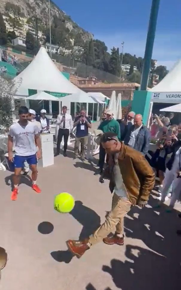 Un nou 'diamant' la PSG?! :) Novak Djokovic a făcut spectacol cu Neymar și Verratti la Monte Carlo _5
