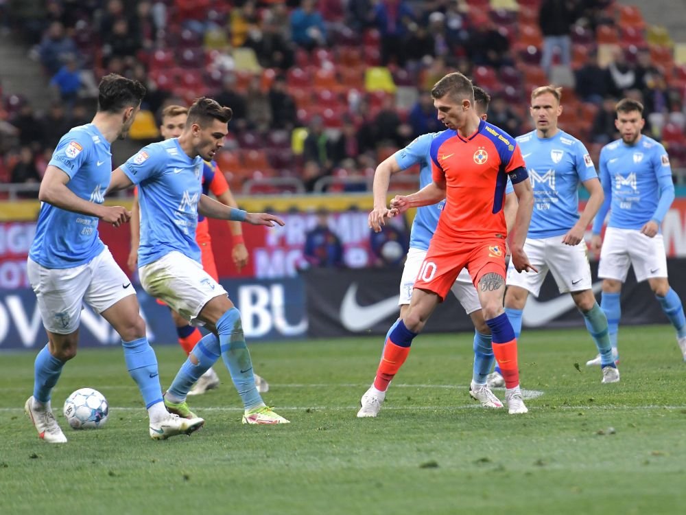 FCSB - FC Voluntari 4-0 | „De când sunt la echipă nu am primit 4 goluri într-un meci!” Liviu Ciobotariu, la pământ după înfrângerea usturătoare cu FCSB_2