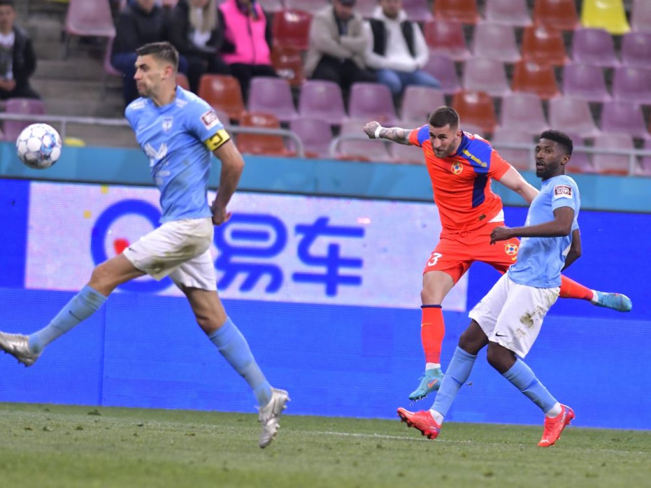 FCSB - FC Voluntari 4-0 | „De când sunt la echipă nu am primit 4 goluri într-un meci!” Liviu Ciobotariu, la pământ după înfrângerea usturătoare cu FCSB_8