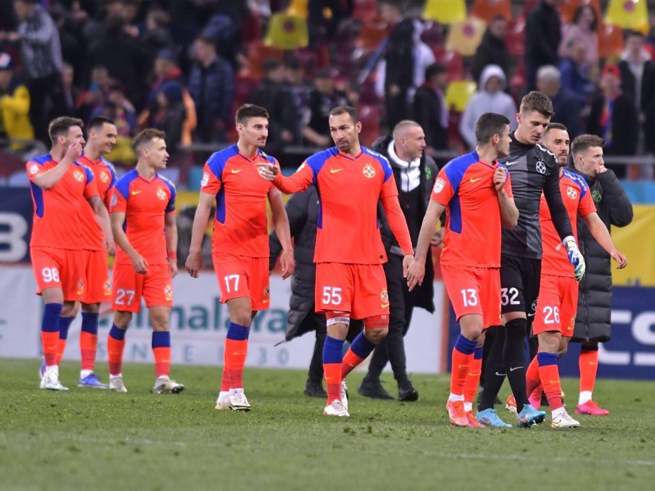 „N-a fost niciodată slab!” Jucătorul de la FCSB care a fost pe placul lui Panduru: „Probabil va rămâne în 'primul 11'”_4