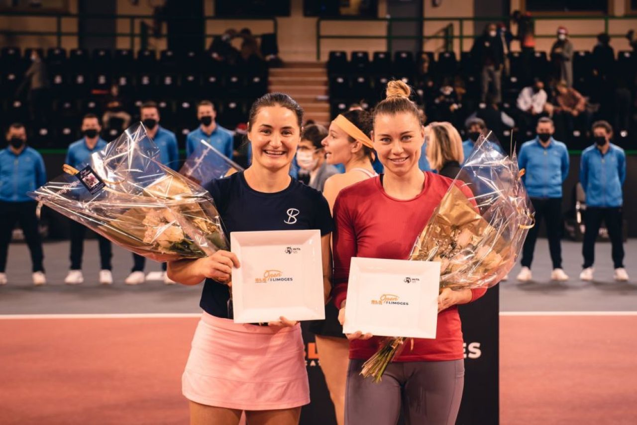 Andreea Mitu o înlocuiește pe Monica Niculescu, pozitivă la COVID. Lotul definitiv al României pentru barajul cu Polonia_4