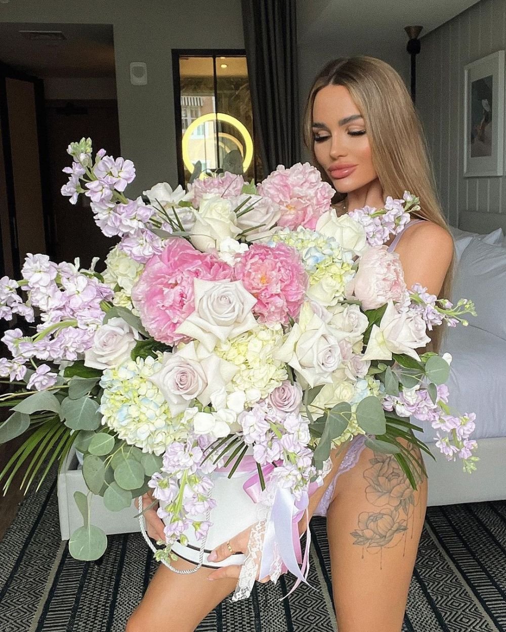 Rusoaica Dasha este considerată „cea mai frumoasă femeie din lume”! E căsătorită cu un celebru jucător de hochei_2