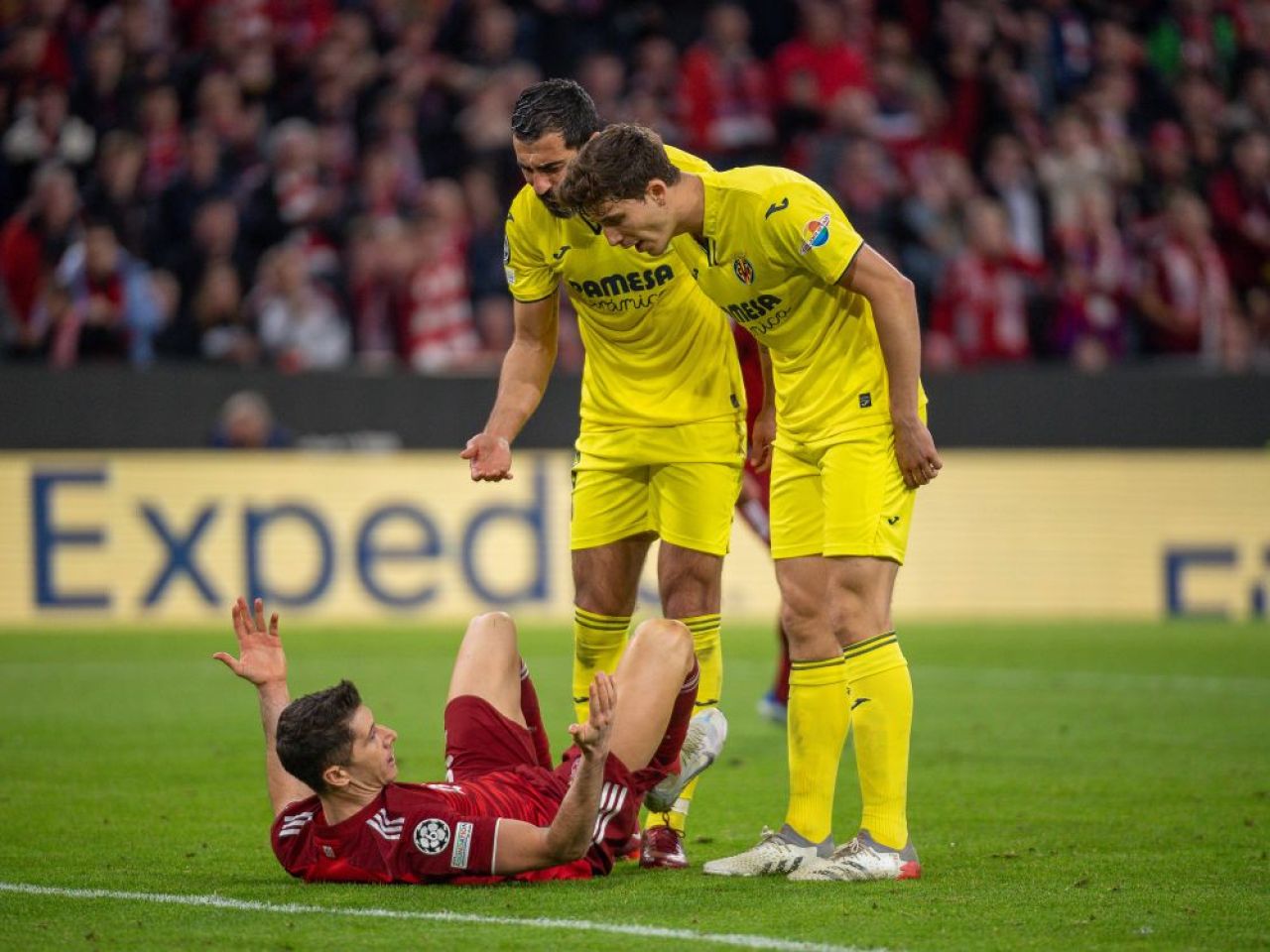 Val de ironii și sărbătoare pe străzile din Villarreal după eliminarea lui Bayern: