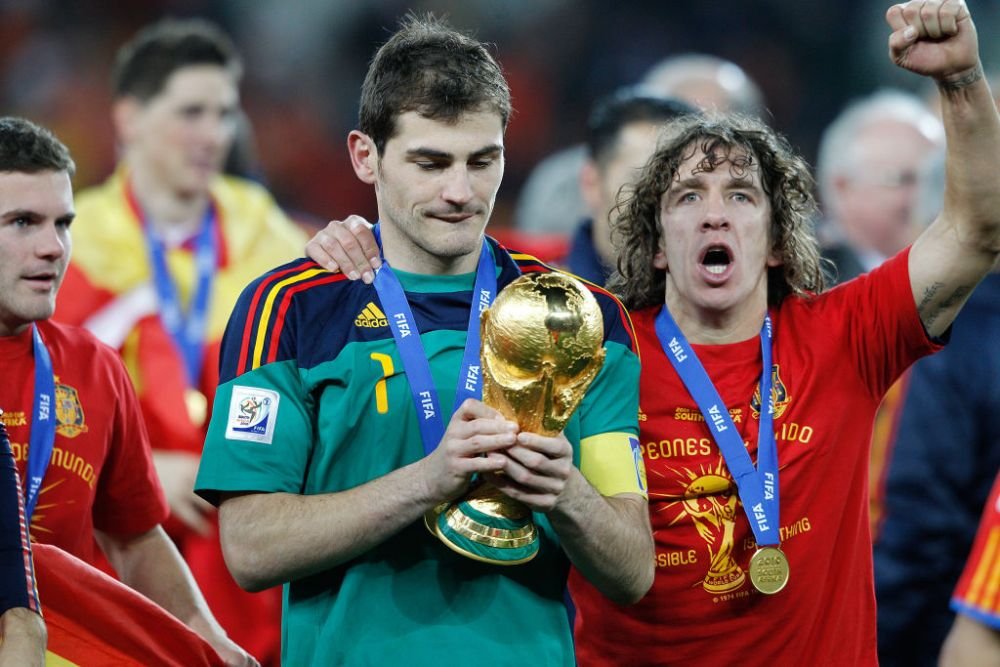 Trei dintre cele mai bune momente ale lui Carles Puyol la FC Barcelona. Legendarul fundaș împlinește 44 de ani_5