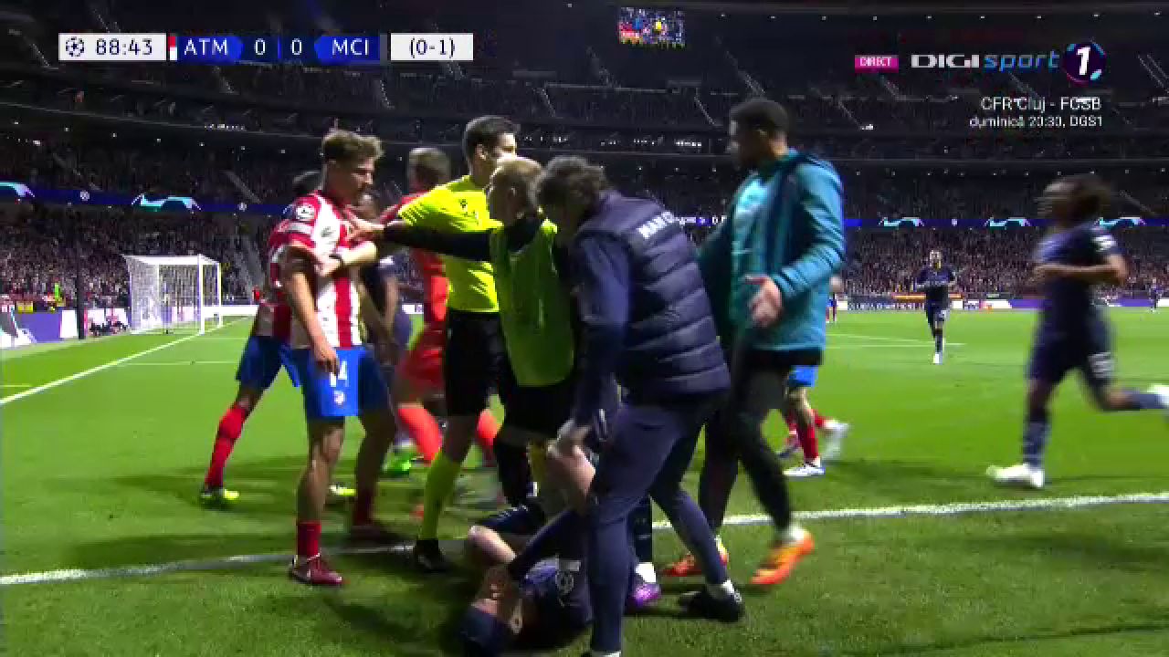 UPDATE | Jucătorii lui Atletico și City au continuat bătaia pe tunelul spre vestiare. Poliția, nevoită să intervină_2