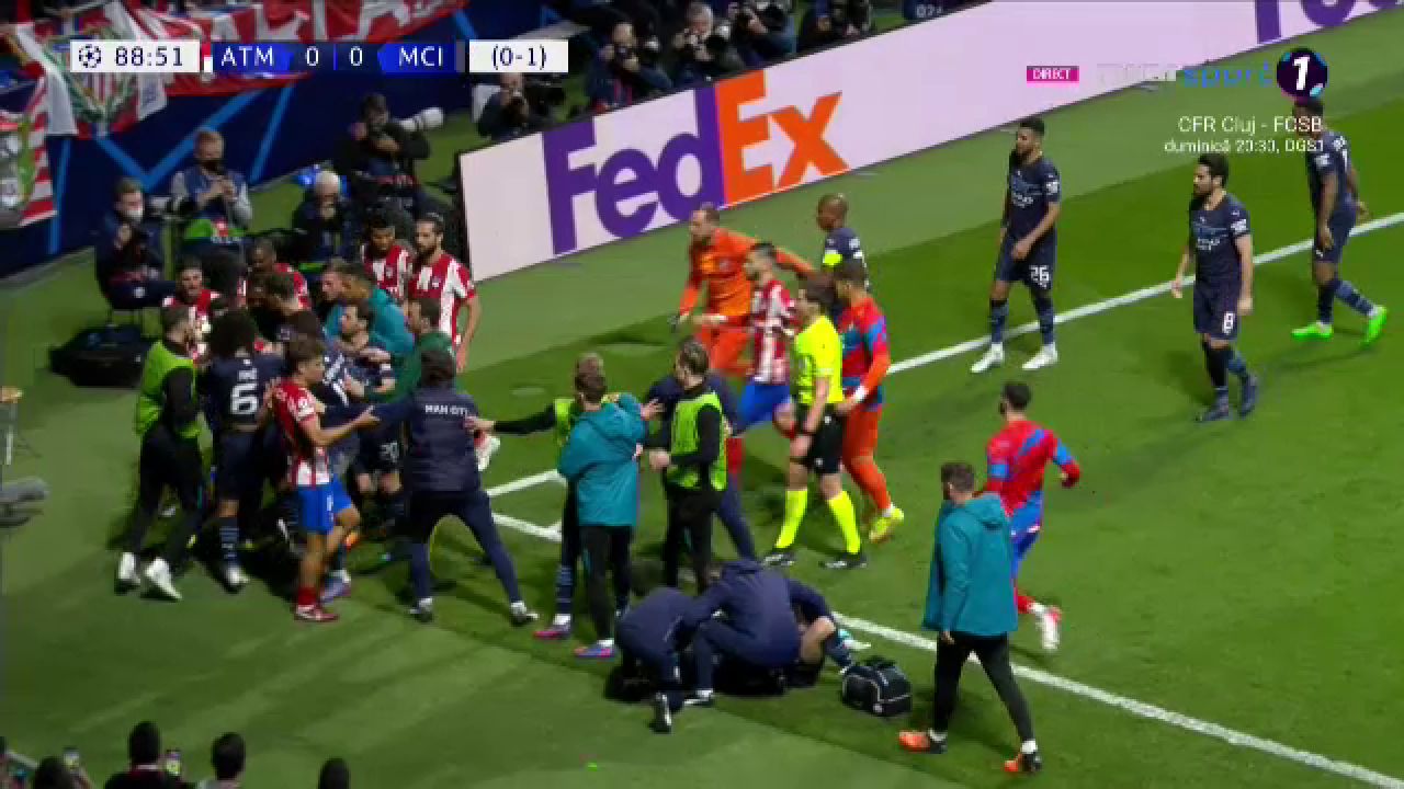 UPDATE | Jucătorii lui Atletico și City au continuat bătaia pe tunelul spre vestiare. Poliția, nevoită să intervină_5