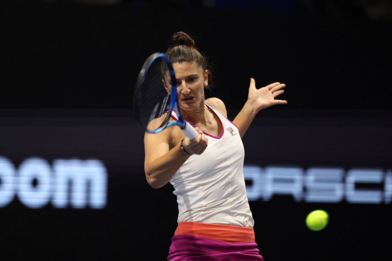 Irina Begu - Magda Linette 1-6, 6-4, 2-6 în Billie Jean King Cup 2022: Polonia conduce cu 1-0 înainte să se bazeze pe Iga Swiatek_17