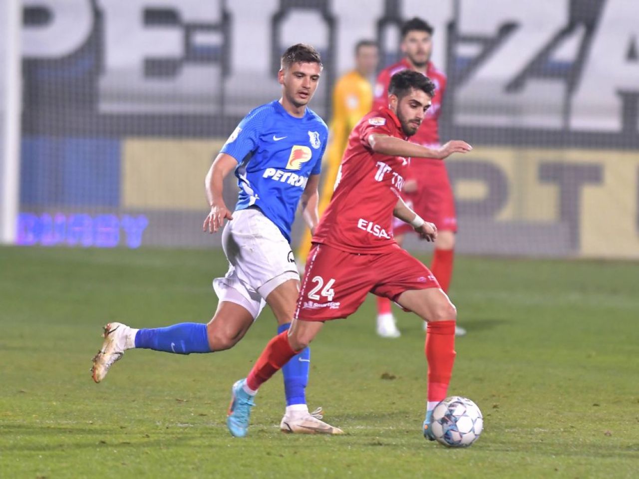 „Poate fi cumpărat!” Detalii despre situația lui Dragoș Nedelcu, împrumutat de FCSB la Farul _11