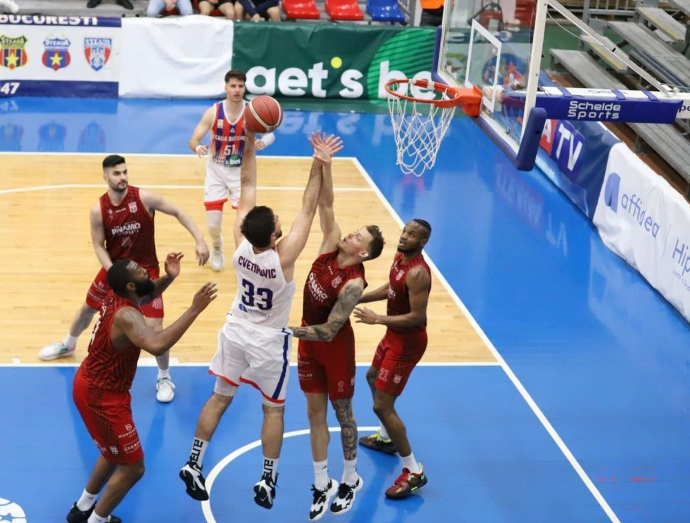 Dinamo este &icirc;n play-off după ce a c&acirc;știgat derby-ul cu Steaua!