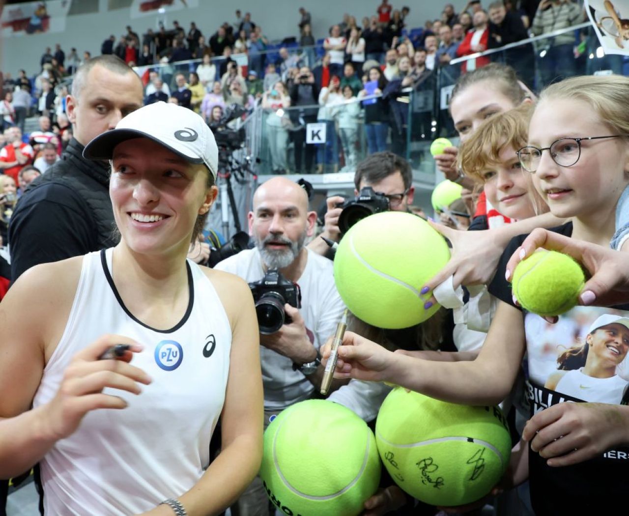 Umilință la debutul Andreei Prisăcariu în echipa României: Iga Swiatek a învins-o cu 6-0, 6-0, în doar 51 de minute. România pierde calificarea_3