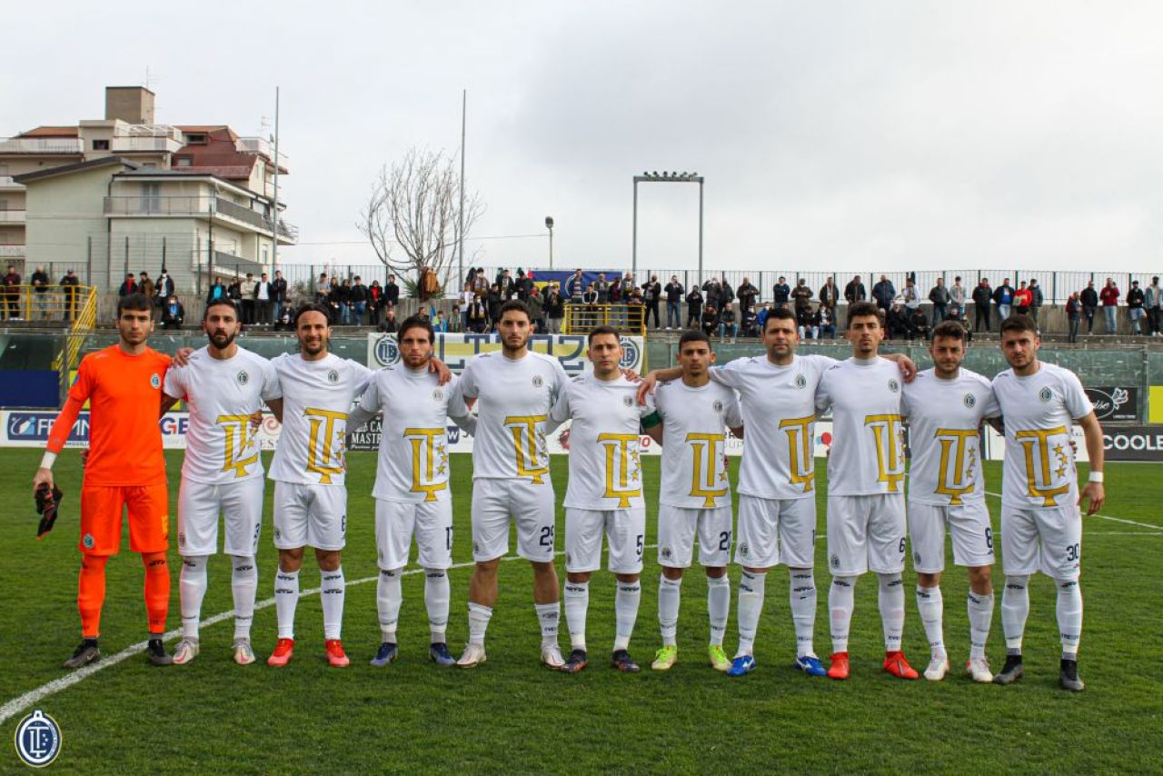 Rusescu a ajuns o umbră! Numărul jenant de goluri pe care fostul atacant al lui FCSB le-a înscris în Serie D_9