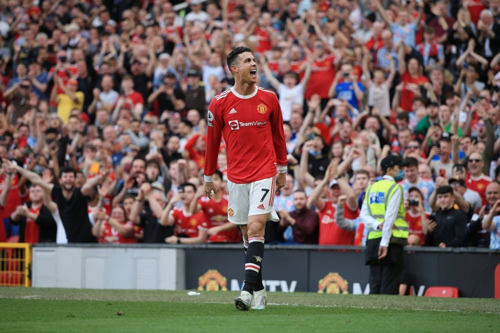 Mesajul postat de Cristiano Ronaldo după ce a reușit hattrick-ul cu numărul 60 al carierei: „Acesta e cu atât mai important!” _25