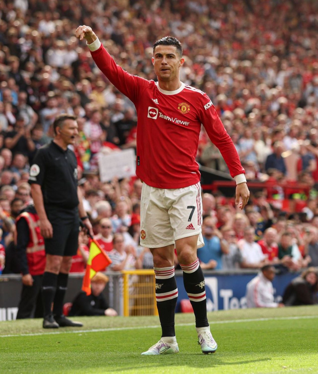 Mesajul postat de Cristiano Ronaldo după ce a reușit hattrick-ul cu numărul 60 al carierei: „Acesta e cu atât mai important!” _40