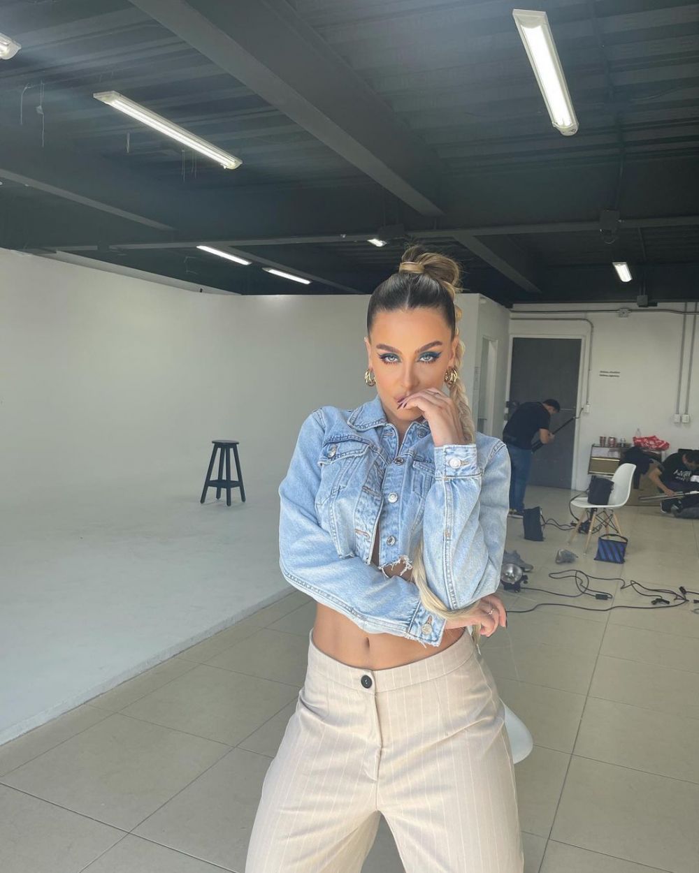 Ea este bomba sexy care i-a luat mințile lui Mayweather! Balerina căreia i-a făcut avansuri un argentinian le stârnește imaginația fanilor cu pozele sale _3