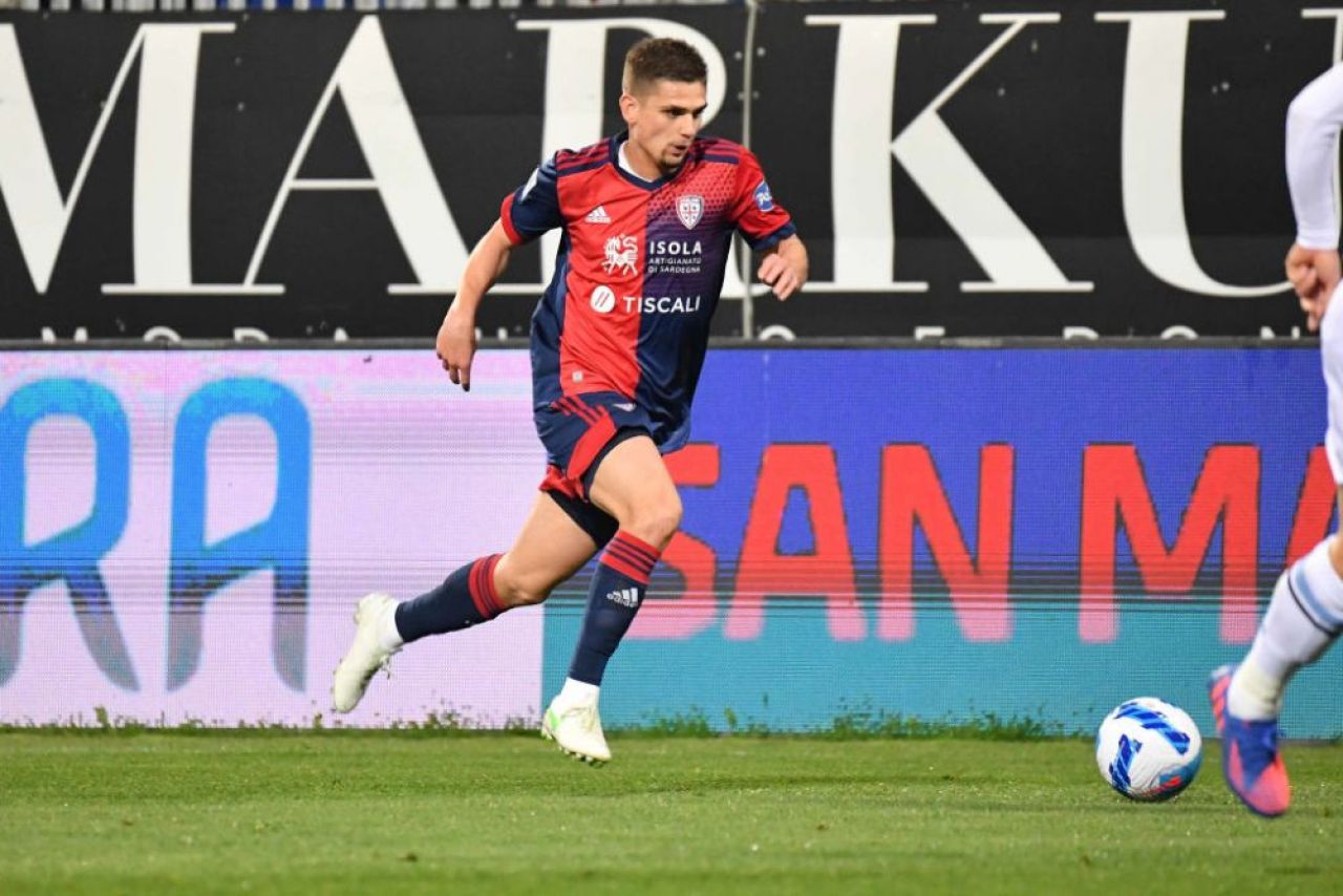 „O operă de artă!” Presa din Italia îl laudă pe Răzvan Marin după pasa decisivă în victoria lui Cagliari cu Sassuolo _2