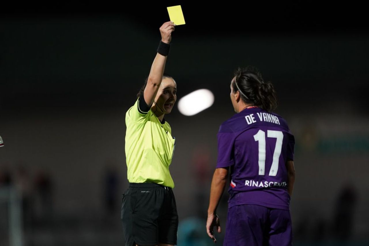 Premieră pentru Iuliana Demetrescu! Va fi la centru în Liga 1, la meciul Rapidului_2