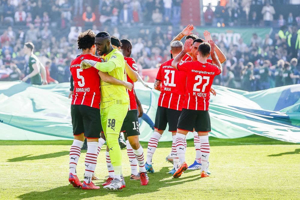 PSV - Ajax 2-1! Cupa Olandei merge la Eindhoven după zece ani. Finala s-a jucat chiar pe stadionul lui Feyenoord_5
