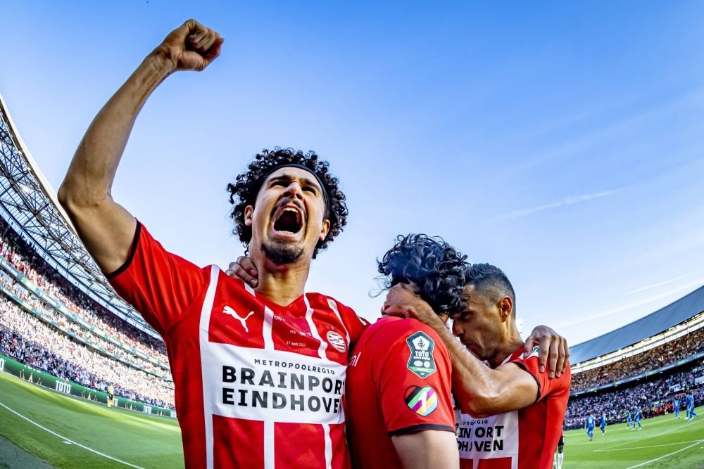 PSV - Ajax 2-1! Cupa Olandei merge la Eindhoven după zece ani. Finala s-a jucat chiar pe stadionul lui Feyenoord_20