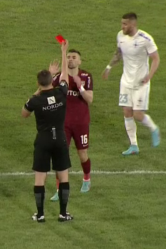 Intrare brutală a lui Mateo Susic în CFR Cluj - FCSB! Istvan Kovacs a scos direct cartonașul roșu_8
