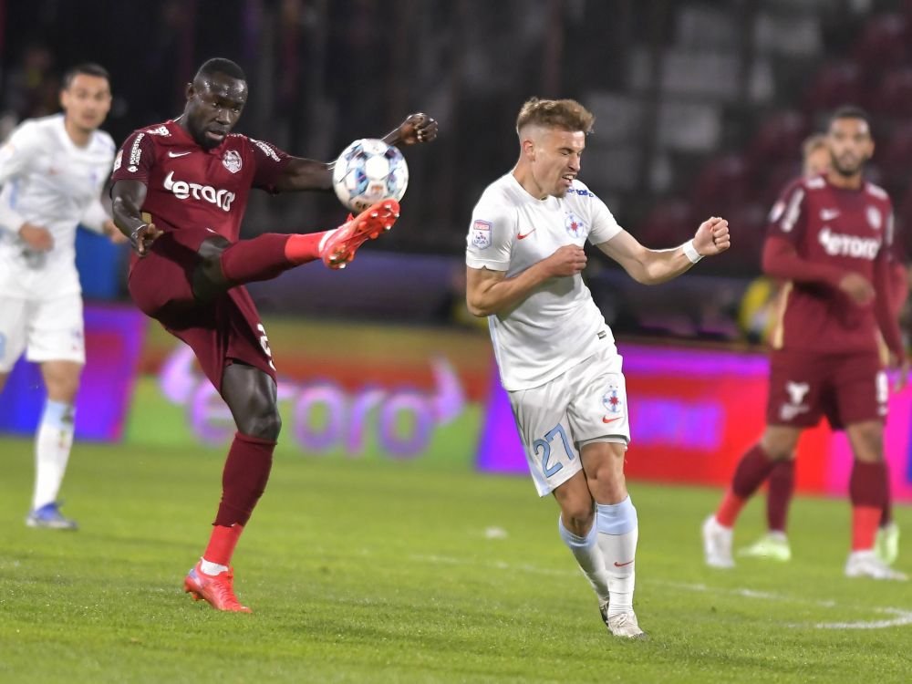 CFR Cluj - FCSB | Nu s-a mai întors de la vestiare! Ce schimbări au făcut Petrescu și Petrea la pauză_14